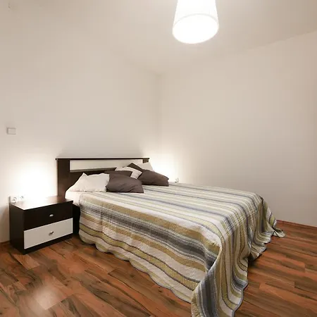 Becca Apartamento *
